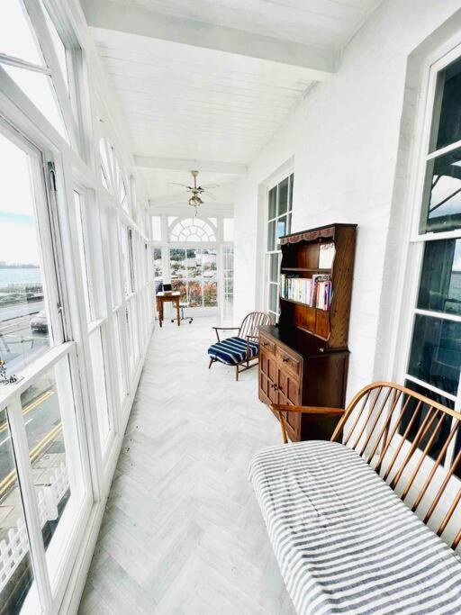Flat 4 Marine Parade House, 1 East Cliff- Next To Dover Port, White Cliffs, Beach, Castle Exteriör bild
