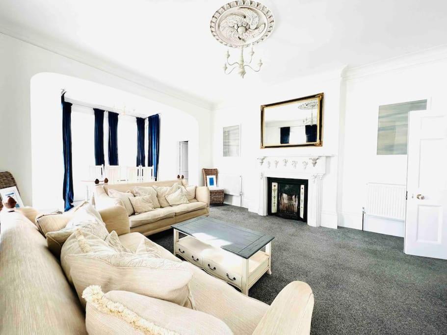 Flat 4 Marine Parade House, 1 East Cliff- Next To Dover Port, White Cliffs, Beach, Castle Exteriör bild