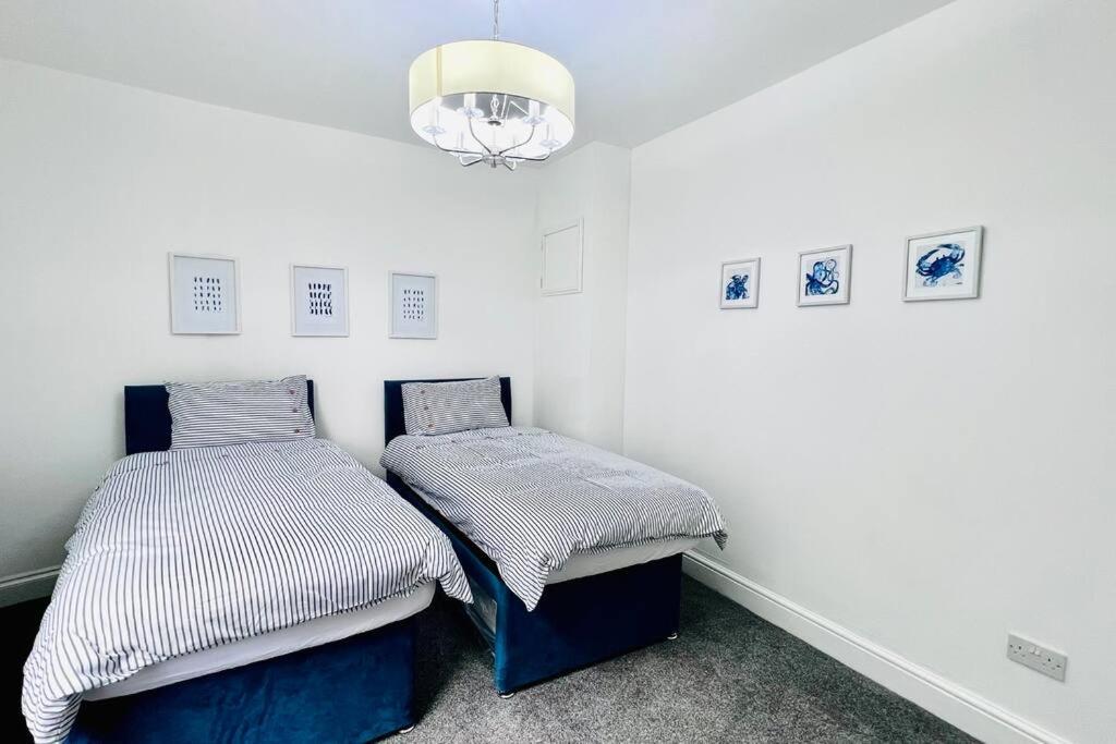 Flat 4 Marine Parade House, 1 East Cliff- Next To Dover Port, White Cliffs, Beach, Castle Exteriör bild